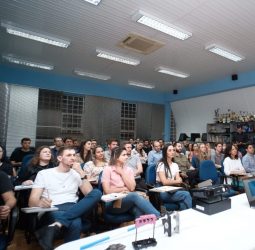 AEAC e CREA-PR realizam em Cascavel minicurso sobre Estruturas Protendidas