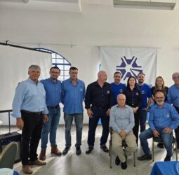 AEAPR-Curitiba celebra 45 anos