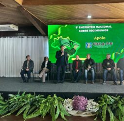 Presidente do Crea-PR participa da abertura do 5º Encontro Nacional sobre Bioinsumos, em Pato Branco
