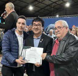 Entidades de Classe recebem homenagem da Alep no projeto Assembleia Itinerante