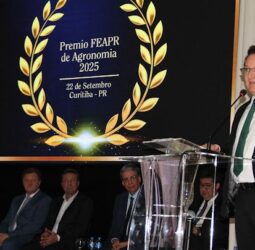 Prêmio FEAPR de Agronomia 2025 reconhece profissionais de destaque no Paraná